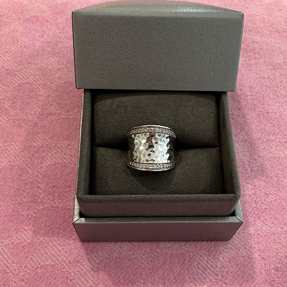 John Hardy hammered pave’ ring